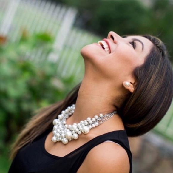 Pearl Handmade Statement Necklace NWT - Picture 2 of 4